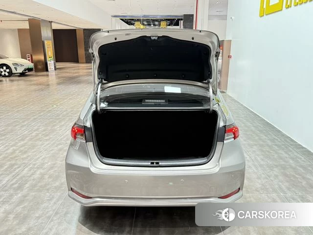 Toyota Corolla id 4262261 из Китая 29