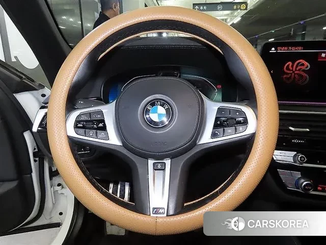 BMW 5 Series (G30) id 3509142 из Кореи 18