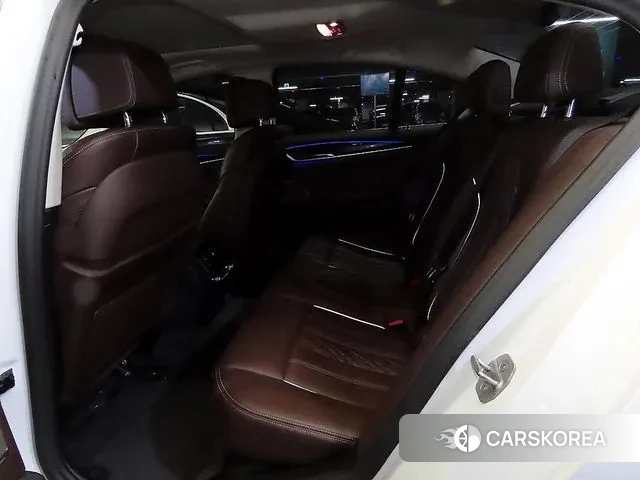 BMW 5 Series (G30) id 3367354 из Кореи 18