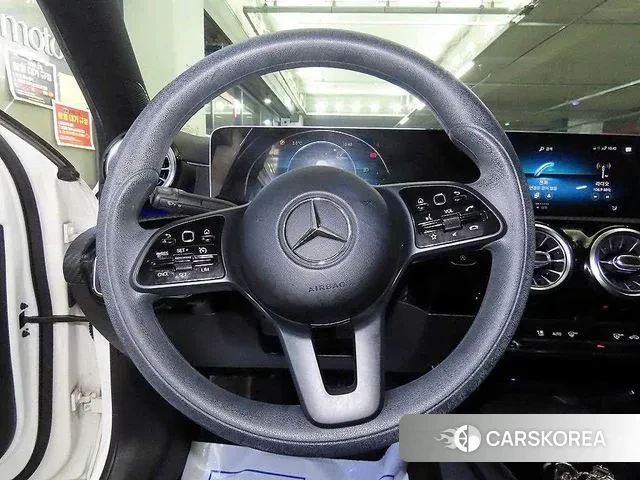 Mercedes-Benz A-Class W177 id 3635955 из Кореи 16