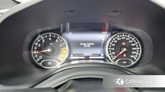 Jeep Renegade id 3660310 из Кореи 18