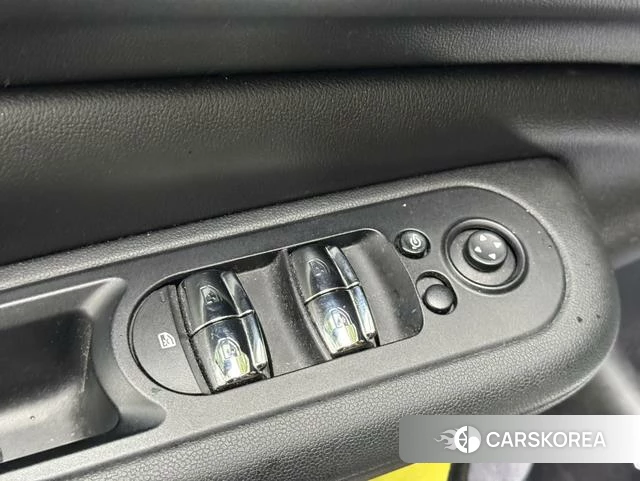 MINI CLUBMAN id 4242244 из Китая 25