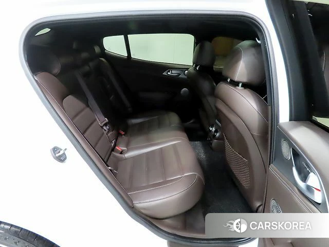 Kia Stinger id 3899573 из Кореи 18