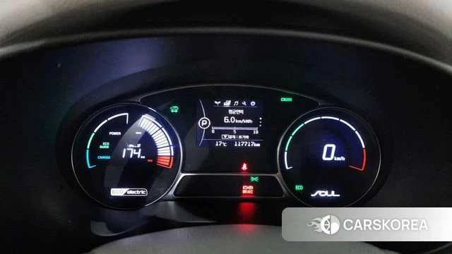 Kia Soul EV id 3943091 из Кореи 18