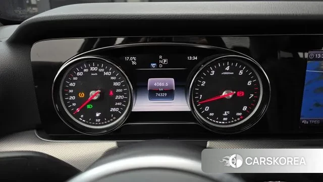 Mercedes-Benz E-Class W213 id 3275282 из Кореи 18