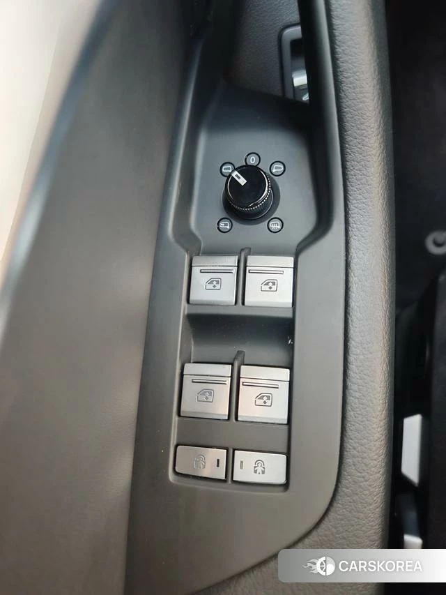Audi A6L id 4328587 из Китая 15
