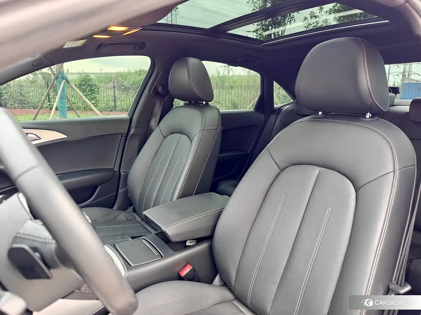 Audi A6L id 4600972 из Китая 20