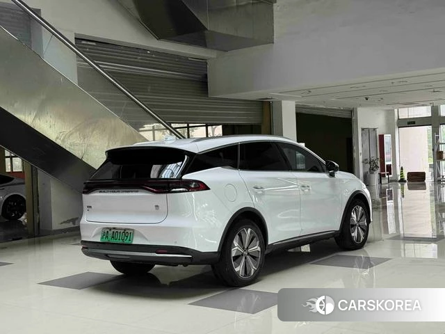 BYD Tang Yi id 4219757 из Китая 8