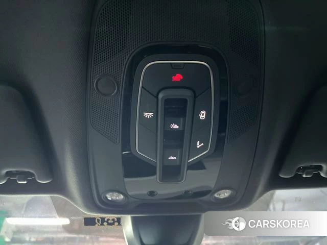 Audi Q5L id 4290351 из Китая 16