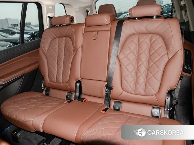 BMW X7 id 4257210 из Китая 12