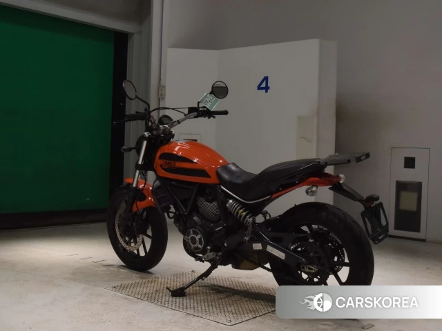 Проданный Ducati SCRAMBLER SIXTY2 id 4368036 из Японии, фото 8