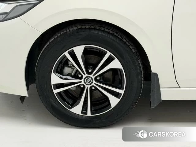Nissan Xuan Yi id 4291475 из Китая 15