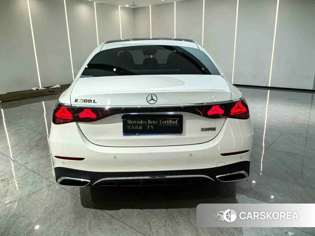 Mercedes-Benz E-class id 4263793 из Китая 8