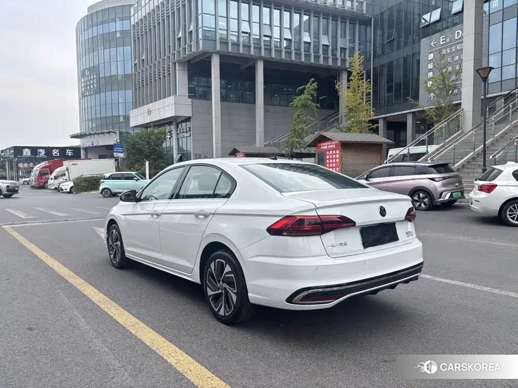 Volkswagen Bora id 4655033 из Китая 8