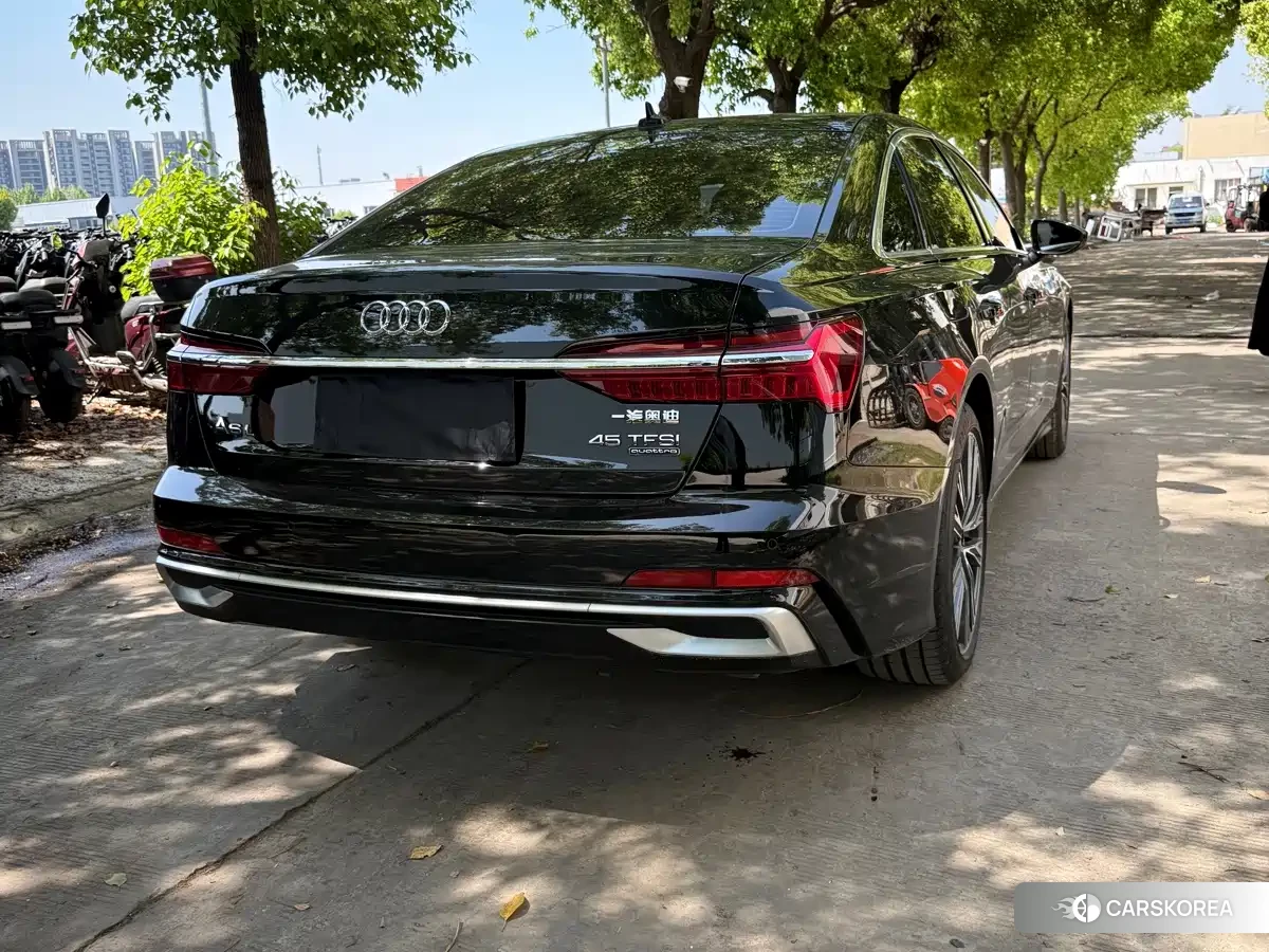 Audi A6L id 4622287 из Китая 8