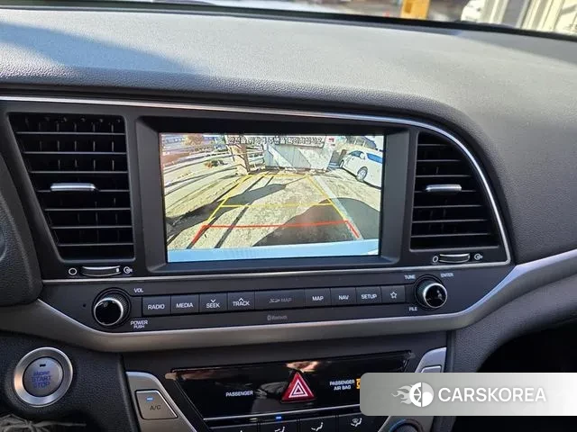 Hyundai Avante AD id 3449691 из Кореи 18