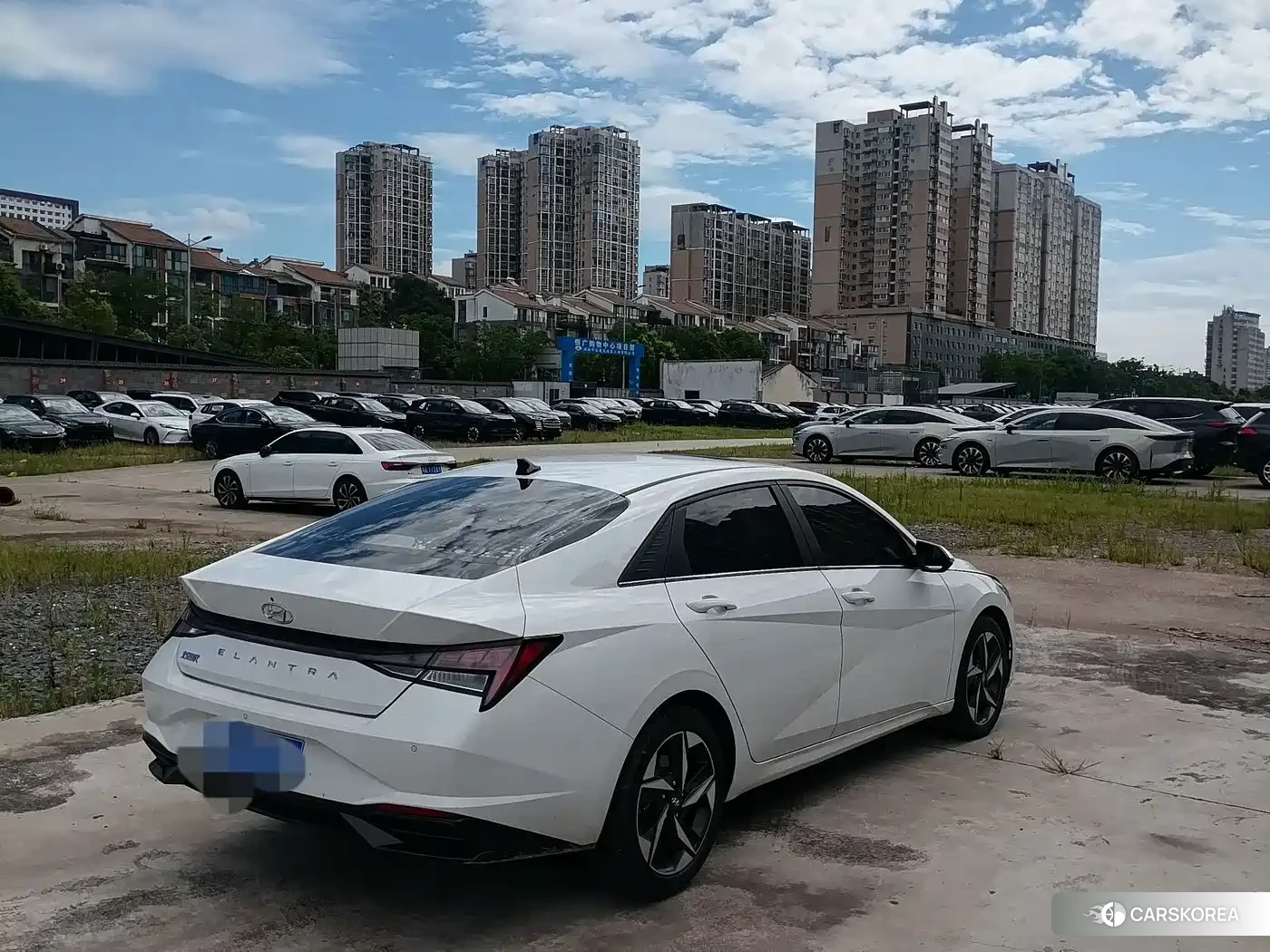 Hyundai Elantra id 4565311 из Китая 8