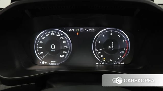 Volvo XC40 id 4557258 из Кореи 18