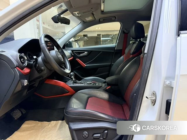 Audi Q2L id 3889103 из Китая 8