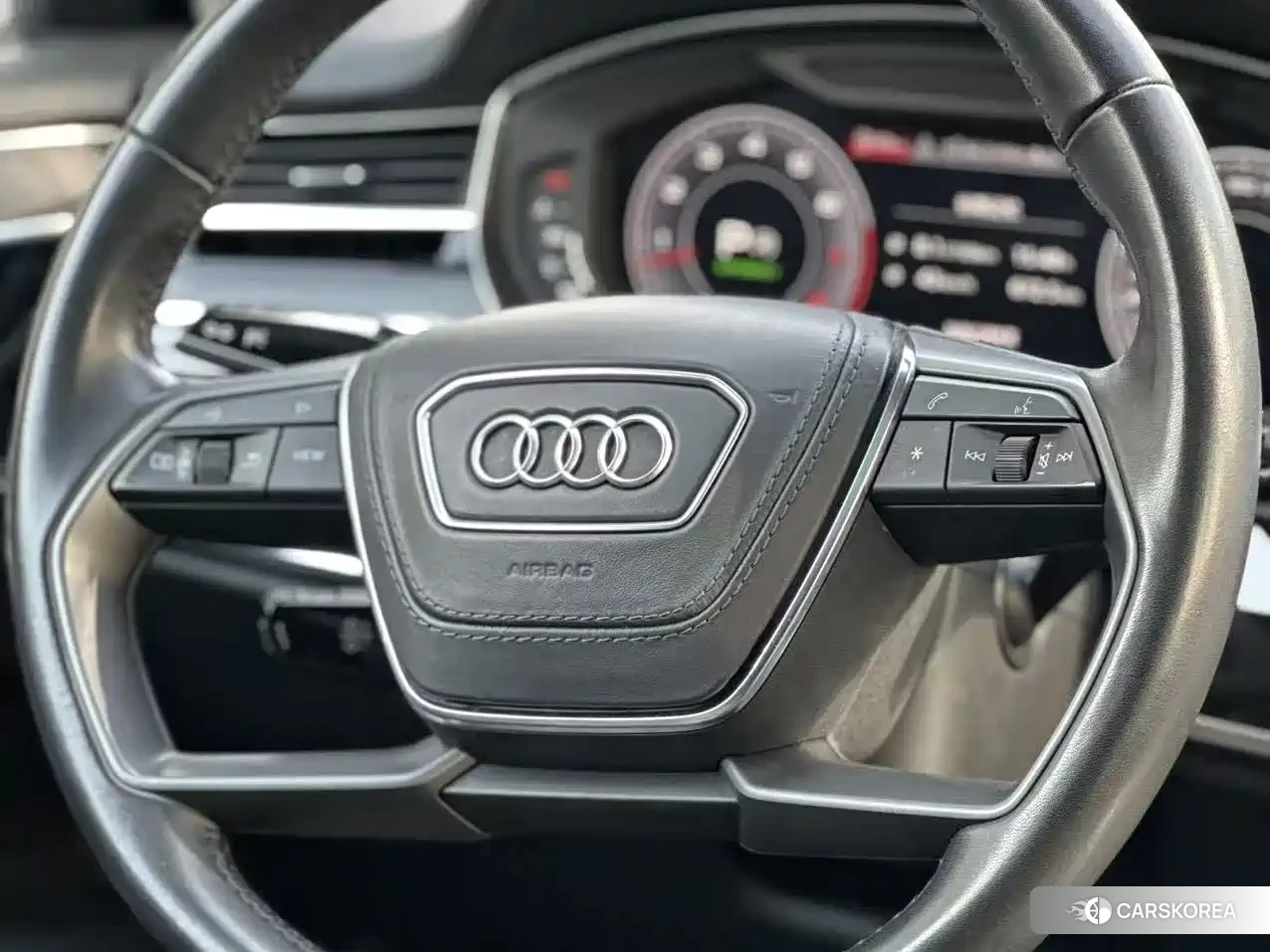 Audi A8 id 4607185 из Китая 14