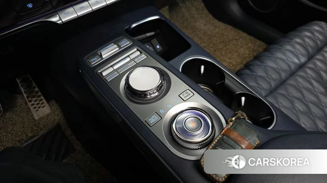 Genesis GV70 id 4231646 из Кореи 33