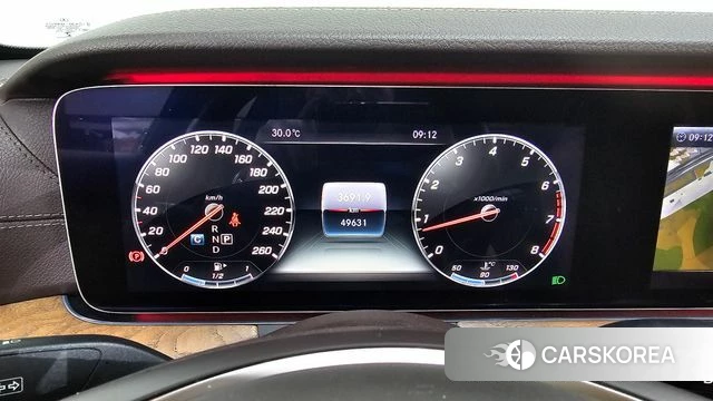 Mercedes-Benz E-Class W213 id 4582053 из Кореи 28