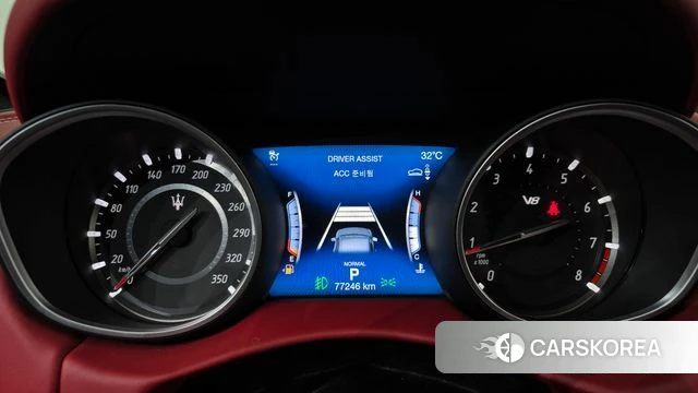 Maserati Levante id 4625176 из Кореи 35