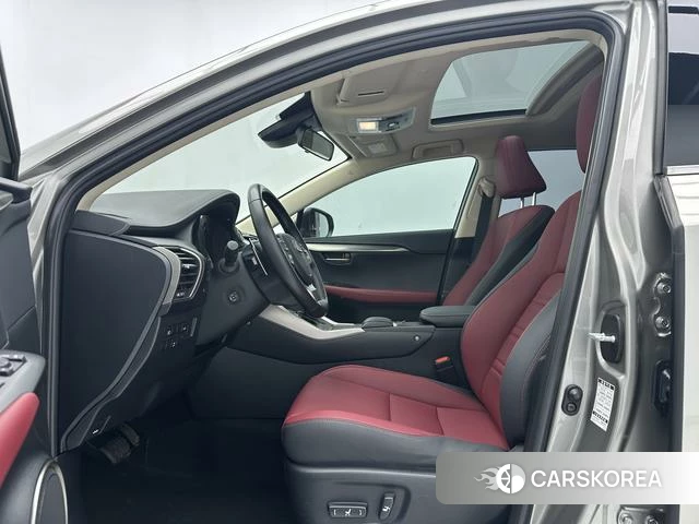Lexus NX id 4341936 из Китая 17