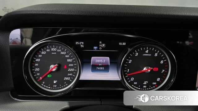 Mercedes-Benz E-Class W213 id 4568270 из Кореи 31