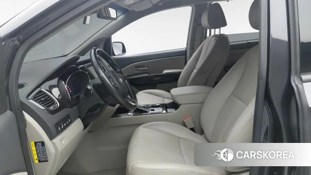 Kia The New Carnival id 4595786 из Кореи 18