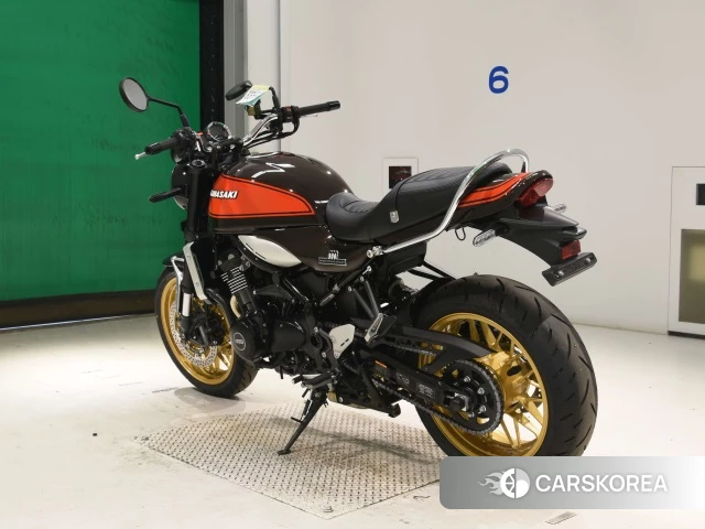 Kawasaki Z900RS id 4387077 из Японии 8