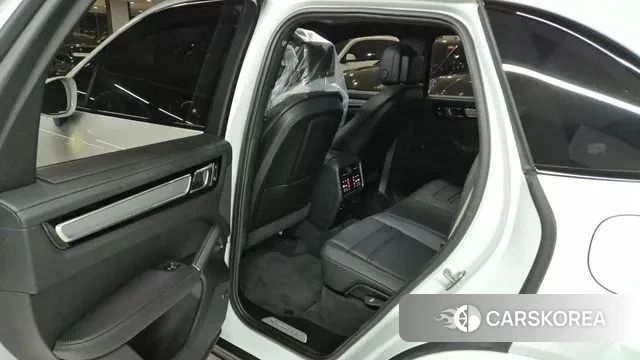 Porsche Cayenne (PO536) id 3342009 из Кореи 18