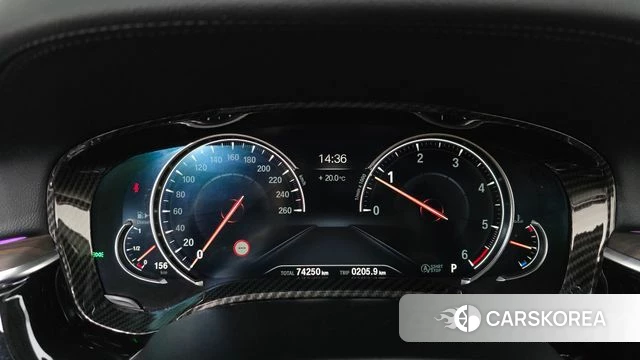 BMW 5 Series (G30) id 3966486 из Кореи 18