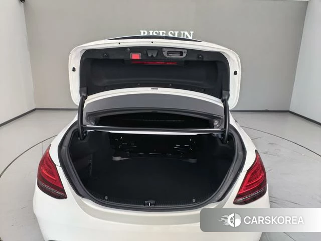 Mercedes-Benz Class C id 4258307 из Китая 15