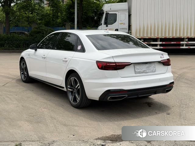 Audi A4L id 4307046 из Китая 9