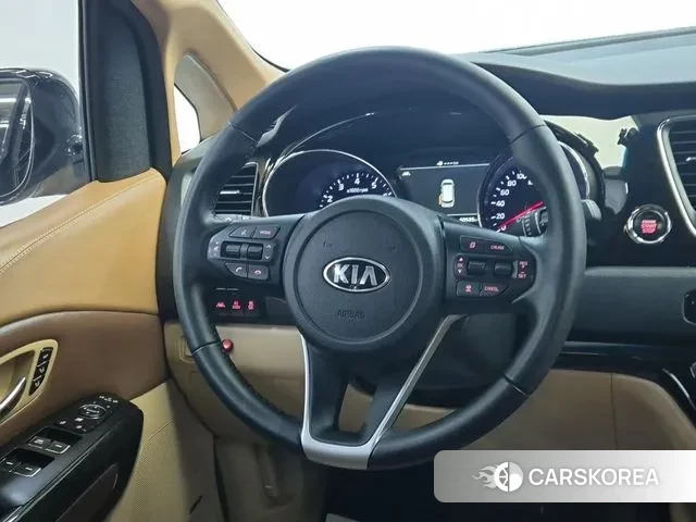 Kia The New Carnival id 3666500 из Кореи 17