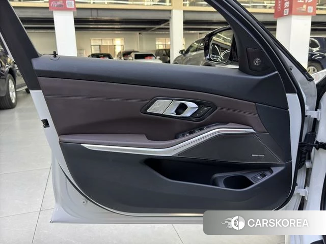 BMW 3 series id 4221332 из Китая 13