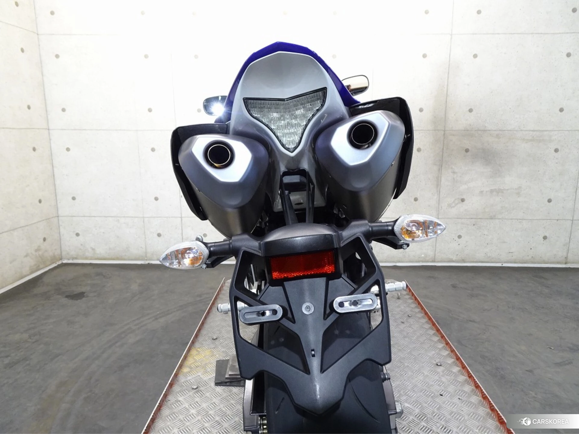 Yamaha YZF-R1 id 4373623 из Японии 8