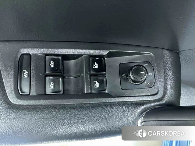 Volkswagen Touran L id 4263110 из Китая 21