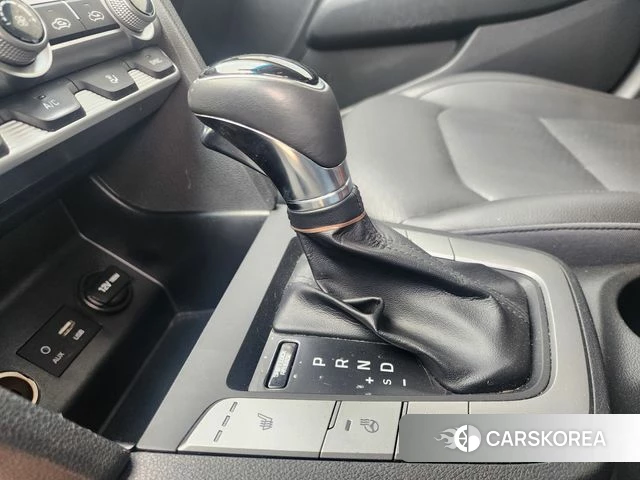 Hyundai The New Avante AD id 3965920 из Кореи 17