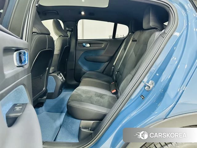 Volvo C40 EV id 3908706 из Китая 15