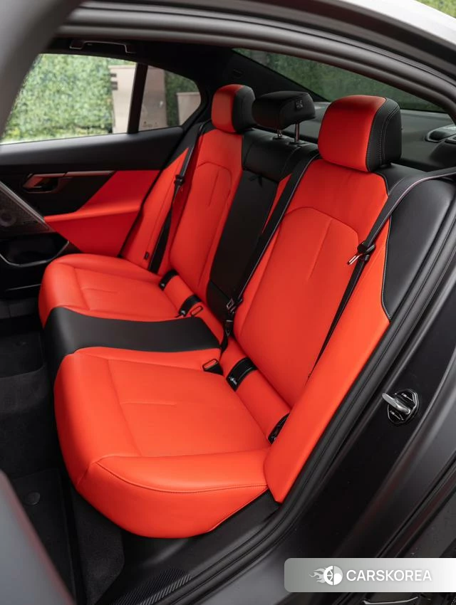 BMW M5 PHEV id 3908795 из Китая 19