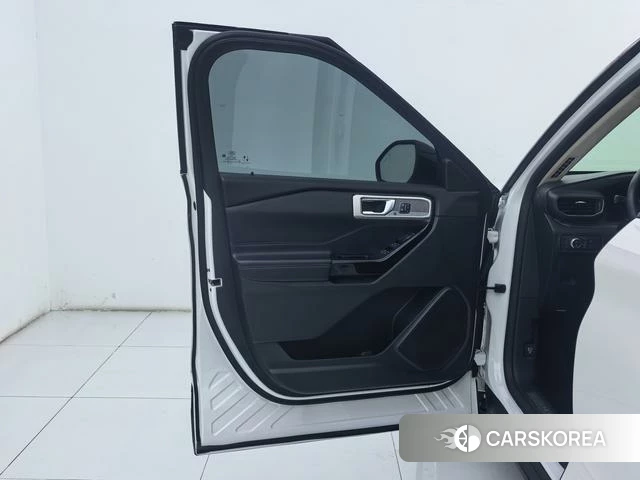 Ford Explorer id 4392099 из Китая 32