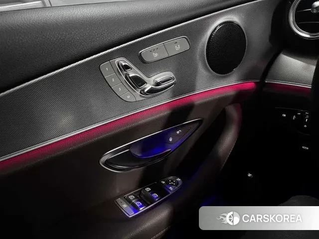 Mercedes-Benz E-Class W213 id 3718616 из Кореи 8