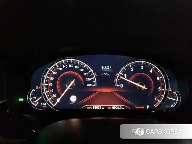 BMW 5 Series (G30) id 3386269 из Кореи 18