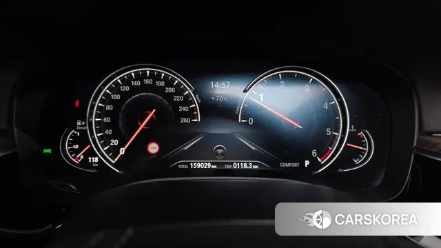 BMW 5 Series (G30) id 3464944 из Кореи 18