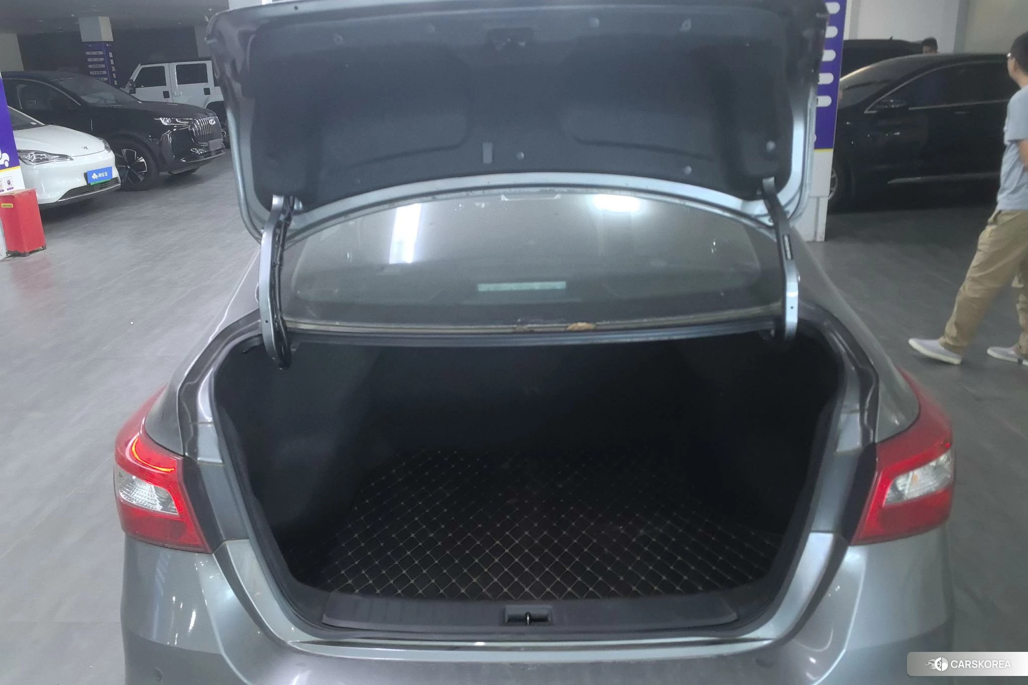 Nissan Sylphy id 4455544 из Китая 15
