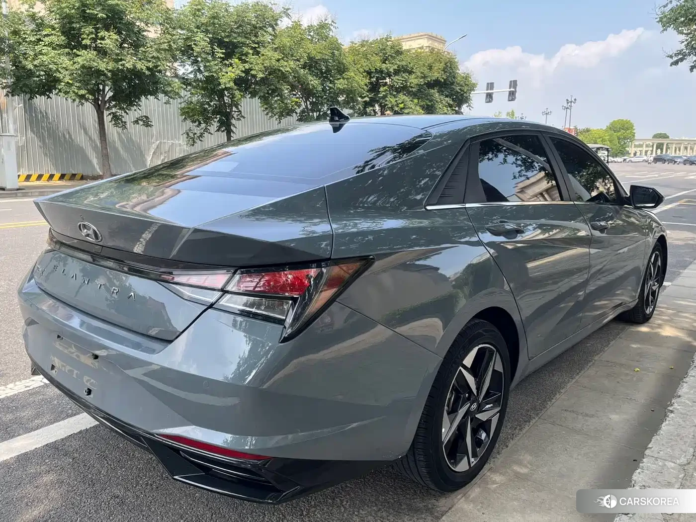 Hyundai Elantra id 4654621 из Китая 8