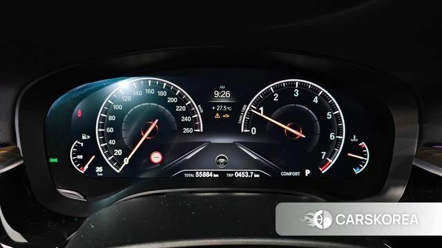 BMW 5 Series (G30) id 4610094 из Кореи 18