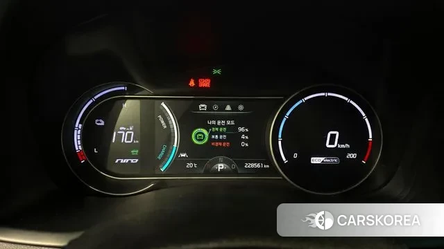 Kia Niro EV id 3313170 из Кореи 18